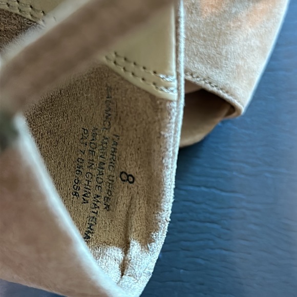 Express Wedges, Size 8 - Picture 8 of 9